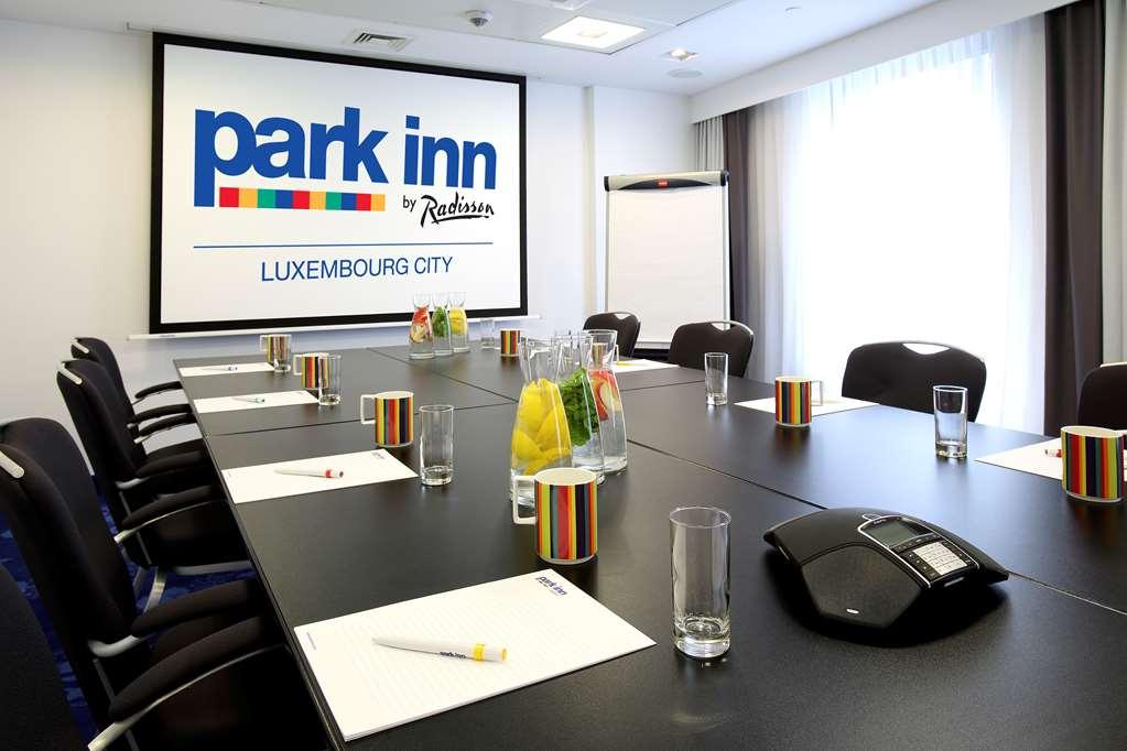 Park Inn By Radisson Luxembourg City Instalações foto